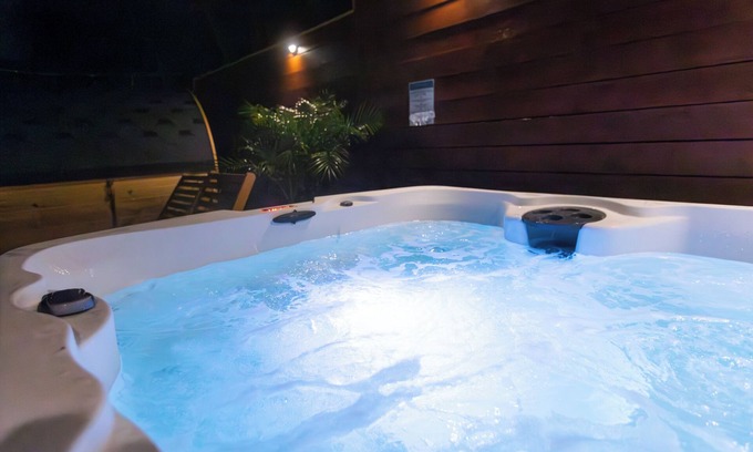 San Onofre House | Family Beach Retreat with Ocean Views & Pool Access