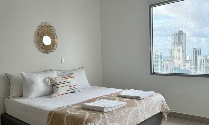 Cartagena District Apartment | Modern 3BD Condo with Breathtaking Views in Bocagrande