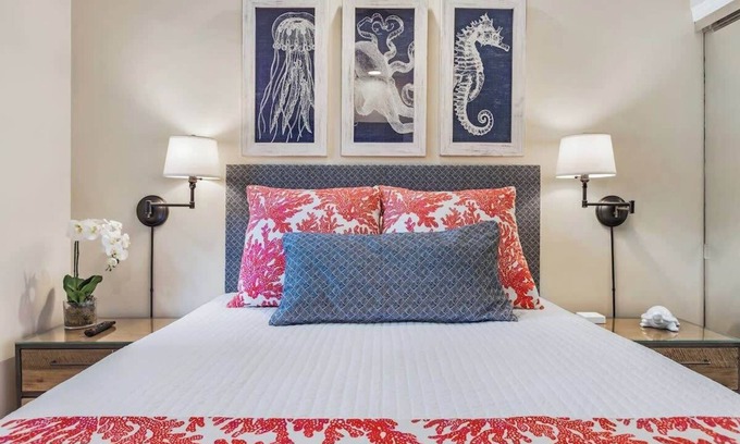 Napili House | Newly Remodeled Home Steps from Napili Bay Beach - 10/10!