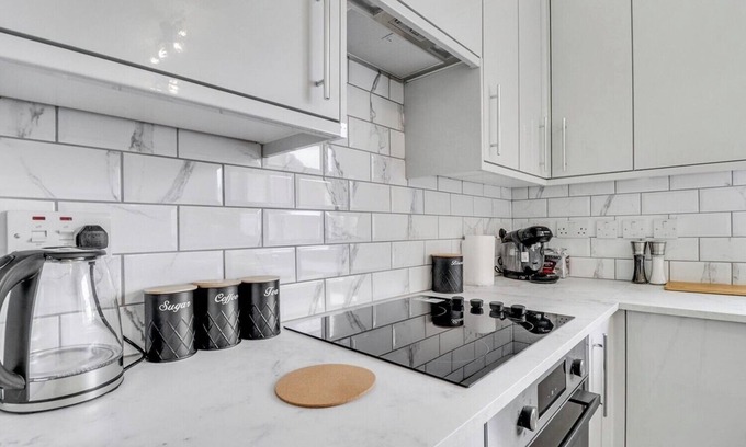 Hainault House | 3bedEscape-Work&Relax-Free Parking-Travel links