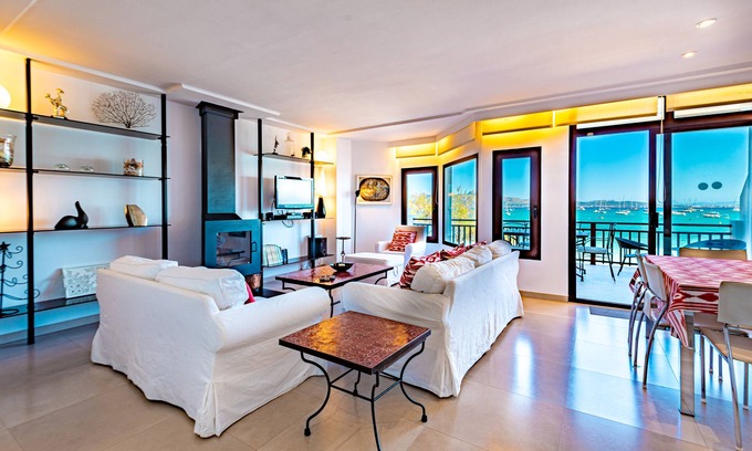 Puerto de Pollensa Condo | Modern 3-Bedroom Apartment with Ocean View and Free WiFi