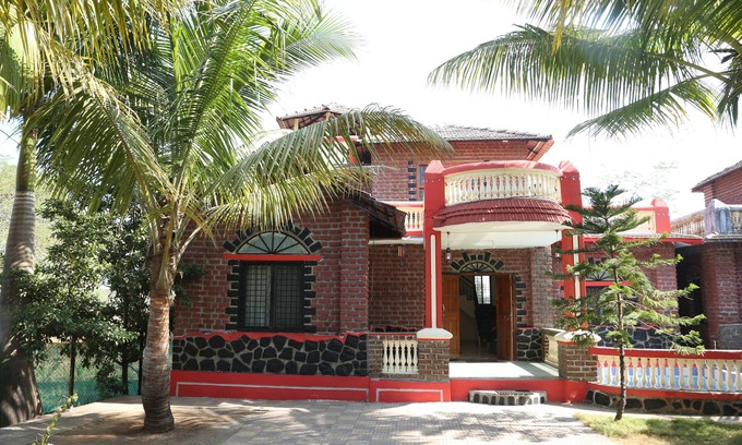 Palghar Villa | Serene 3BHK Villa with Pool Surrounded by Nature