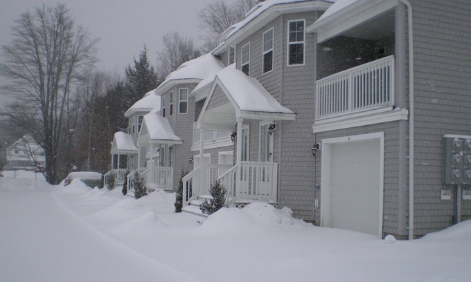 Bethel Condo | Top-Rated 3BR Eden Ridge: Ideal for Bethel & Sunday River