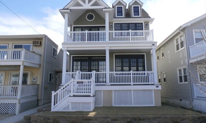 South End Condo | Premier 3BR Beach House Steps from the Ocean with Pool