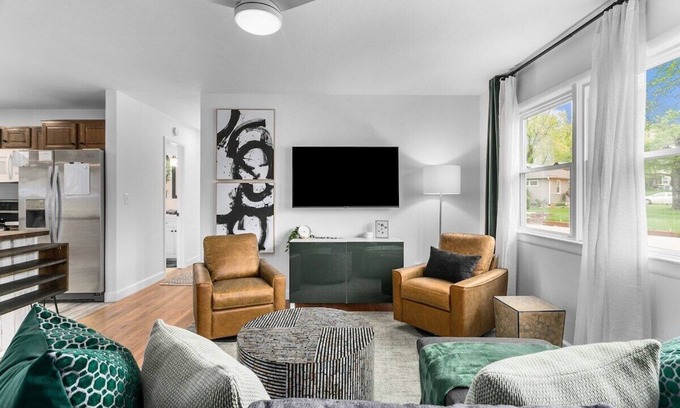 Shawnee House | Discover The Lucky BNB: Close to Attractions & Family Friendly