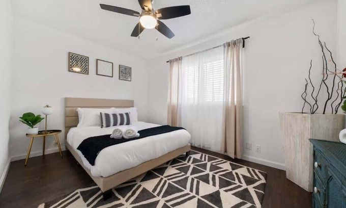 Rancho Cordova House | 3BR,2BA Gem in Rancho Near Shop Centers & Eateries