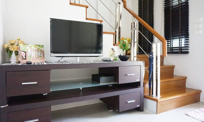 Bang Wa House | Ideal 3BR Hometown Retreat for Large Groups