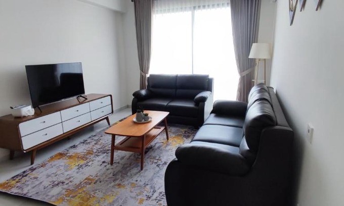Bumi Serpong Damai Apartment | Ideal 3BR Apartment at Skyhouse BSD Near Aeon Mall