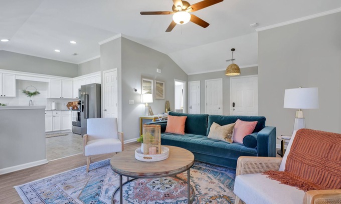 Wilmington House | Modern 3BR Retreat with Oceanfront Views & Pool Access