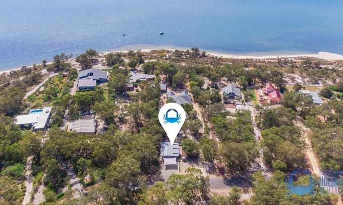 Bouvard Other | 3BR nature lovers’ cottage full of rustic charm, walk to estuary