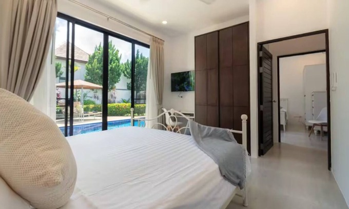 Rawai Villa | 3BR Retreat Pool Garden Jacuzzi V187