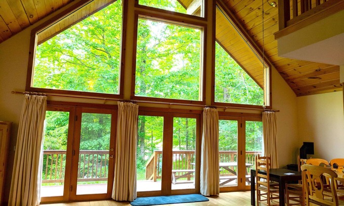 Cummington House | River View Log House: 3BR with Pool & Breakfast Included