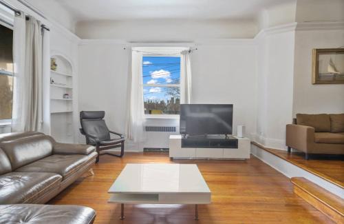 West New York Apartment | Bright 3BR Skyline Apartment in Vibrant District - Pet Friendly