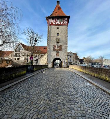 Waiblingen House | 3D Smart TV, Zimmer mit Babybett und Arbeitsplatz im Stadtzentrum