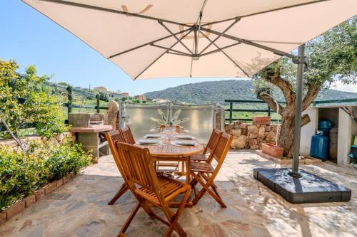 S'Iscala Apartment | 3min dalla Spiaggia, Elegante Villetta a Budoni