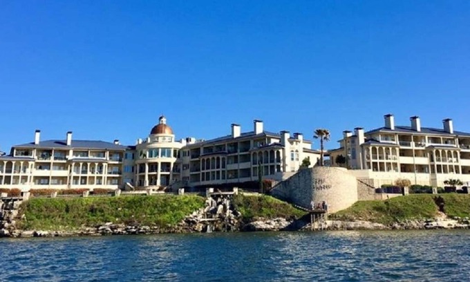 Highland Lake Estates Condo | Elevate Your Stay: Scenic Balcony Views & Premium Amenities