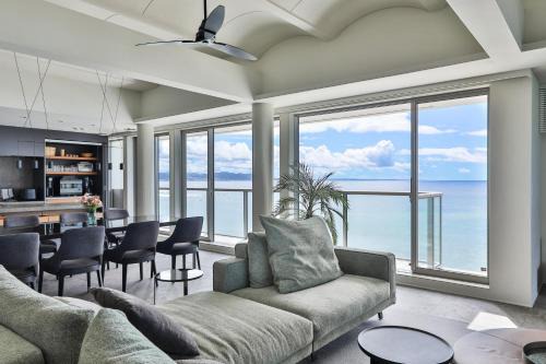 Kamakura Villa | Experience Oceanfront Bliss at 3rd House Inamuragasaki
