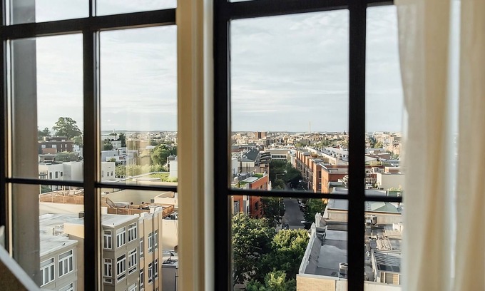 Adams Morgan Hotel | Pet-Friendly Monument Double Queen at The LINE Hotel DC