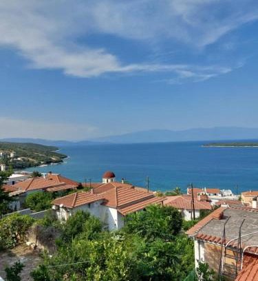 Pella Region House | Family-Friendly Retreat at 4 εποχές with High Guest Ratings