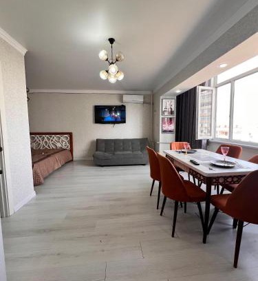 Aktau Apartment | Pet-Friendly Retreat in 4 микрорайон for Families