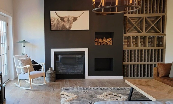 Paw Paw Lake House | Bright 4/2 Vacation Home with Kitchen | Paw Paw Lake Retreat