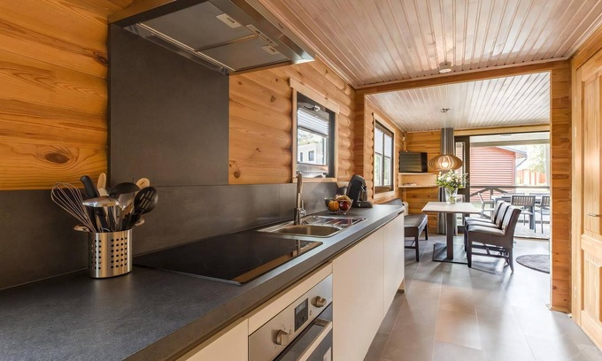 Zutendaal Ski Chalet | Ideal Family Chalet at Landal Mooi Zutendaal with Pool
