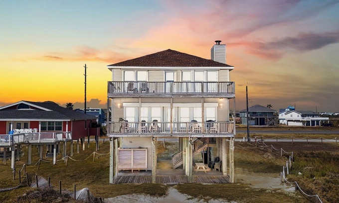 Terramar Beach House | Beachfront Family Retreat with Pool and Ocean Views