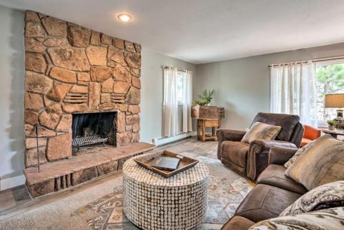 Carriage Hills House | Pet-Friendly 4-Bedroom Retreat Near Rocky Mountain Park
