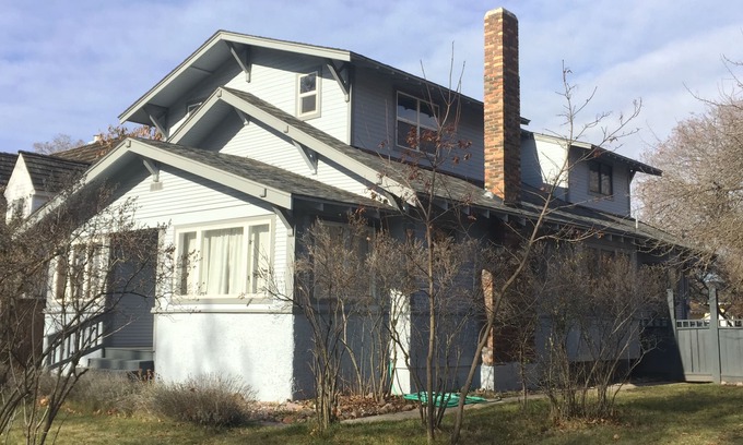 University District House | Modern 4-Bedroom University House with Great Amenities