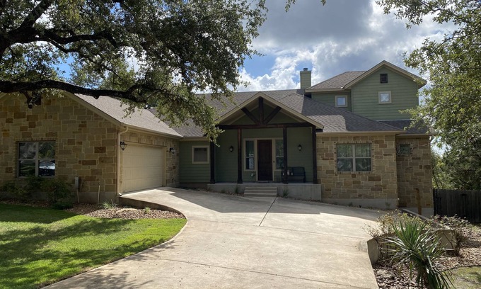 Austin House | Perfect Retreat: 4 Bed Lakeway Home near Lake Travis