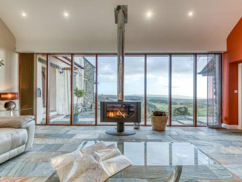Broughton Mills House | Cozy 4-Bed Retreat in Broughton Mills with Hot Tub