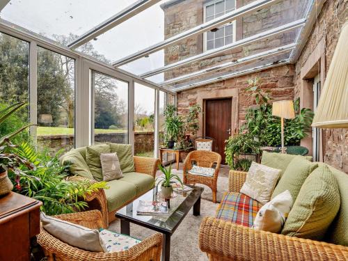 Greystoke House | Cozy 4-Bed Retreat in Greystoke for Families & Pets