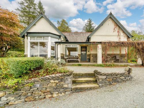 Near Sawrey House | Pet Friendly 4-Bed Retreat in Near and Far Sawrey