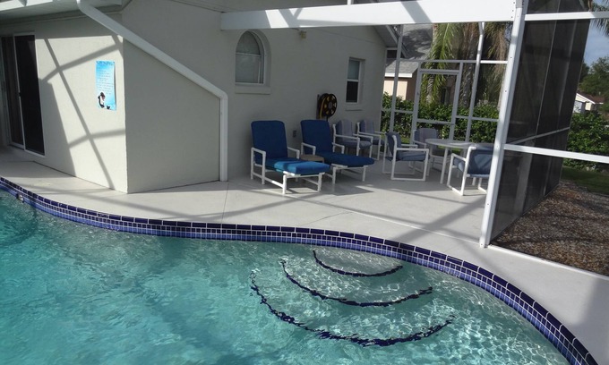 Sunridge Woods House | Family-Friendly Pool Home Near Disney with Top Amenities