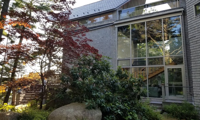 Middle River House | Perfect Family Retreat: 4-Bed Vacation Rental with Private Dock