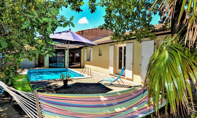 Saint-Paul-Trois-Chateaux House | Ideal 4-Bedroom Stay in St. Paul-Trois-Châteaux with Pool
