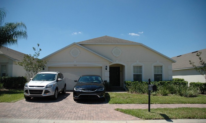 Highgate Park Villa | Executive Villa with Ocean View and Private Pool Retreat