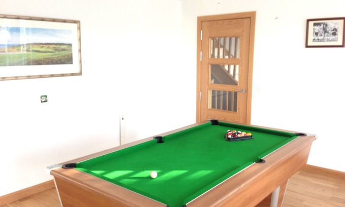 St. Andrews House | Perfect St Andrews Retreat: Golf, Garden & Game Room