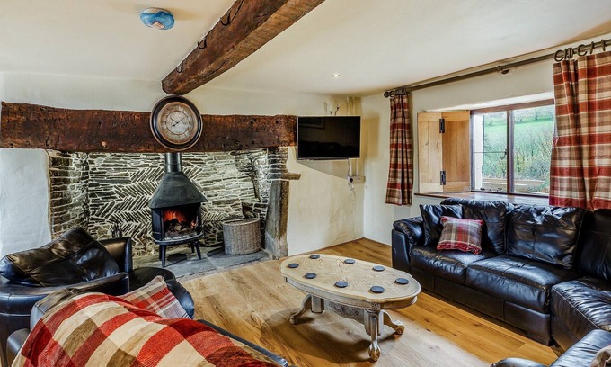 Llandrindod Wells Cottage | 4 bedroom accommodation in Llandrindod Wells