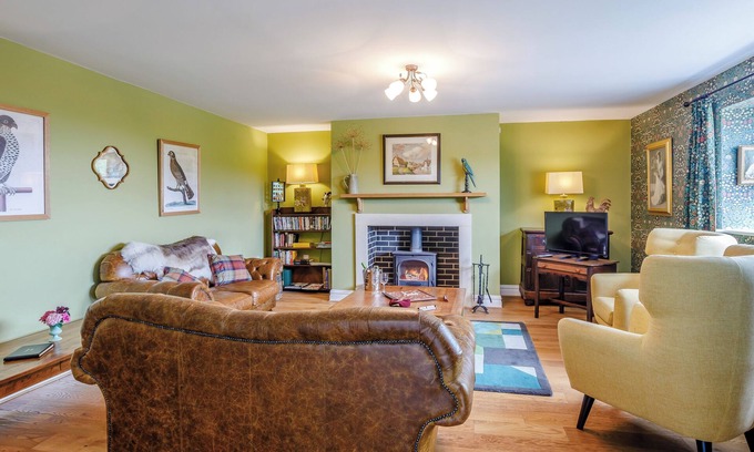 Cheddar Cottage | Spacious 4-Bedroom Retreat in Draycott, Near Cheddar