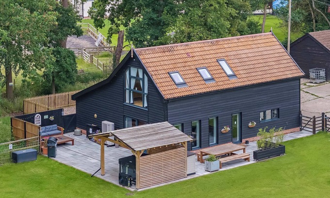 Saham Toney Cottage | Refurbished Barn Retreat in Nature Lover's Paradise