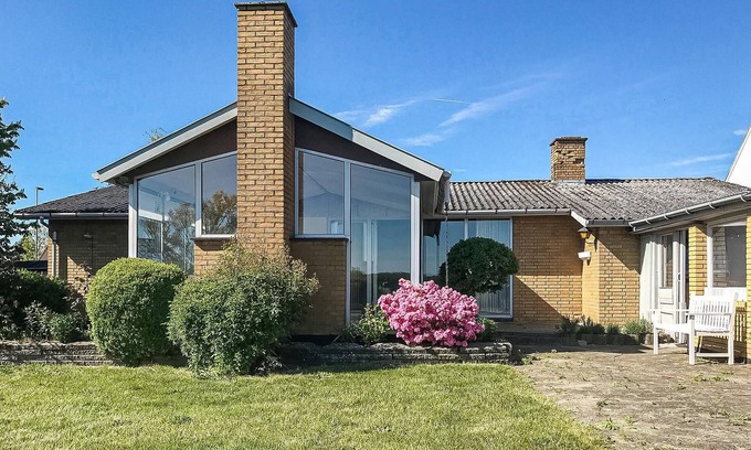 Ronne House | 4 bedroom accommodation in Rønne