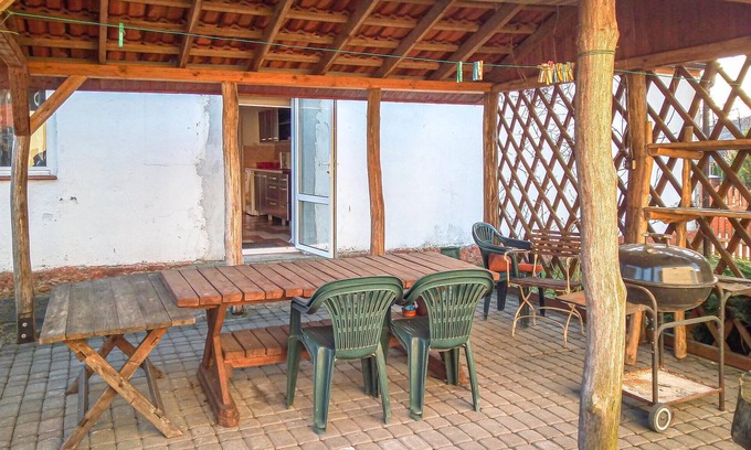 gmina Nowogrodek Pomorski House | Cozy Cottage Retreat in Picturesque Parze?sko Village