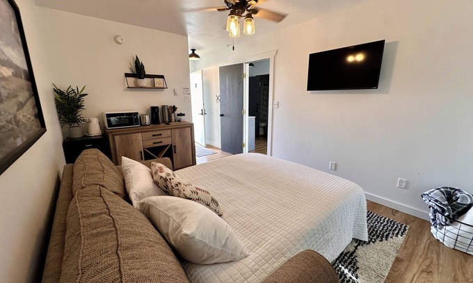 Cody Apartment | 4-bedroom apartment right across from rodeo in cody - or rent the whole lodge!