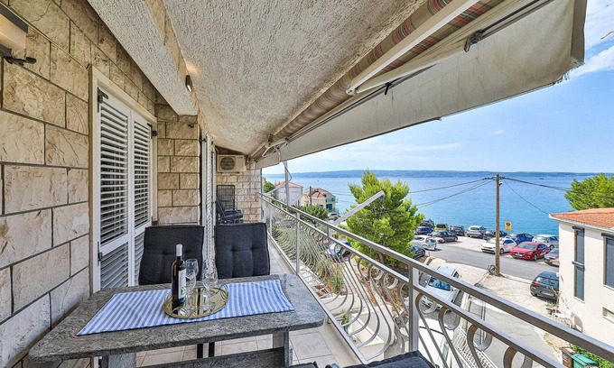 Stobrec Apartment | 4 bedroom awesome apartment in Stobrec