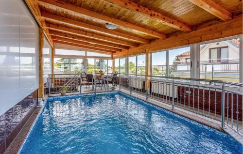 Selce Apartment | Discover a Unique 4 Bedroom Apartment in Selce with Pool