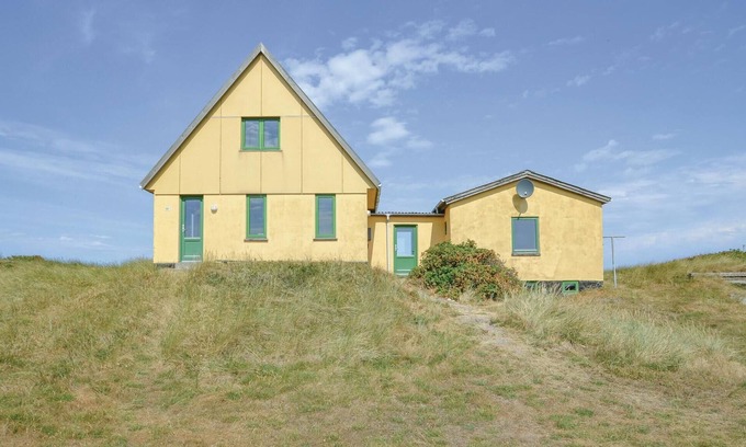 Lild Strand House | Experience Your Vacation in Historic Lild Strand Homes