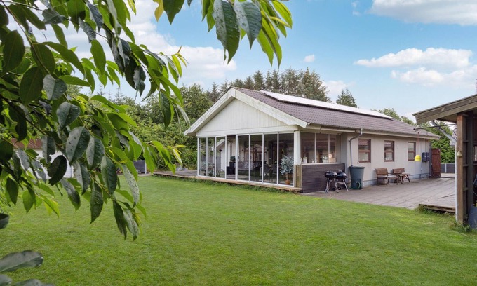 Jegum House | Relax in a Family-Friendly Vacation Home with Great Amenities