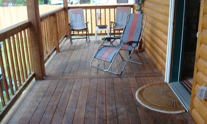 Mountain Home Cabin | Cozy 4-Bedroom Cabin Steps from the River - Guest Rated 9.4