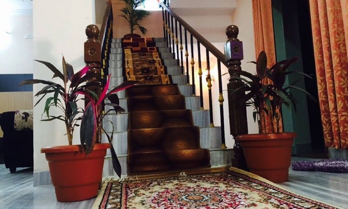 Punjagutta House | Modern 4-Bedroom Retreat in Banjara Hills with Spa & More